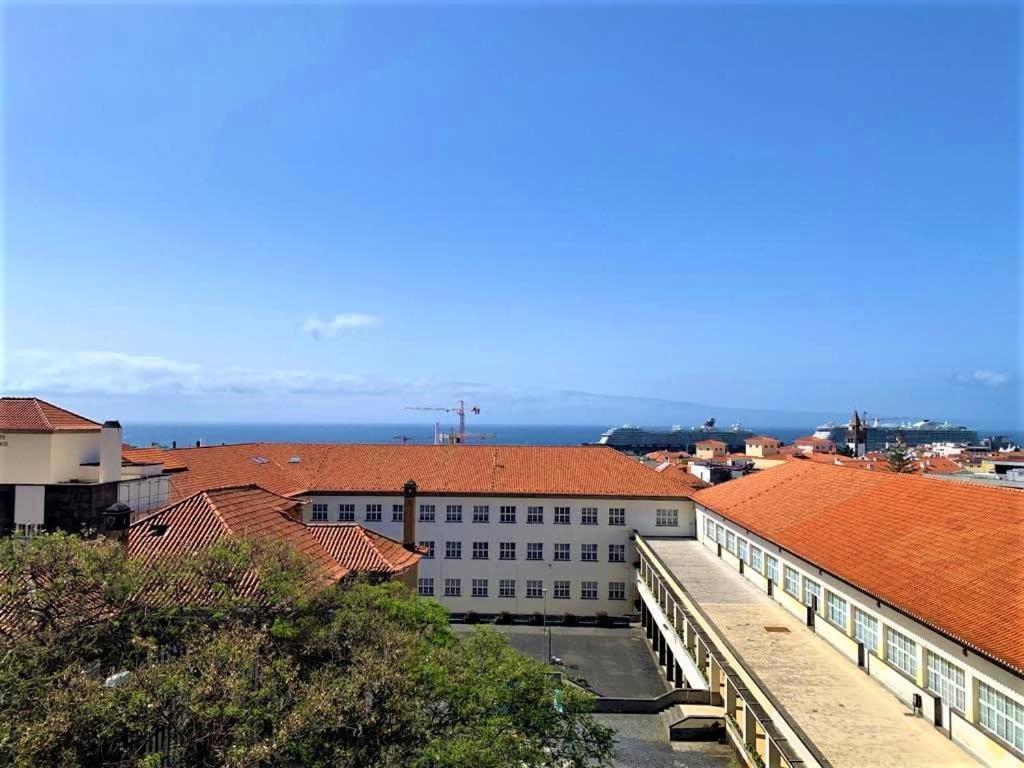 Madeira, 3 Bedroom Apartment With Ocean Views In Funchal Exteriér fotografie